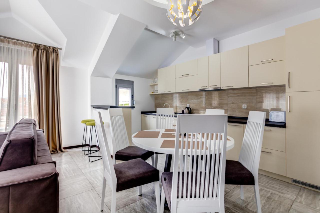 Riva Residence Ðenovići Eksteriør bilde
