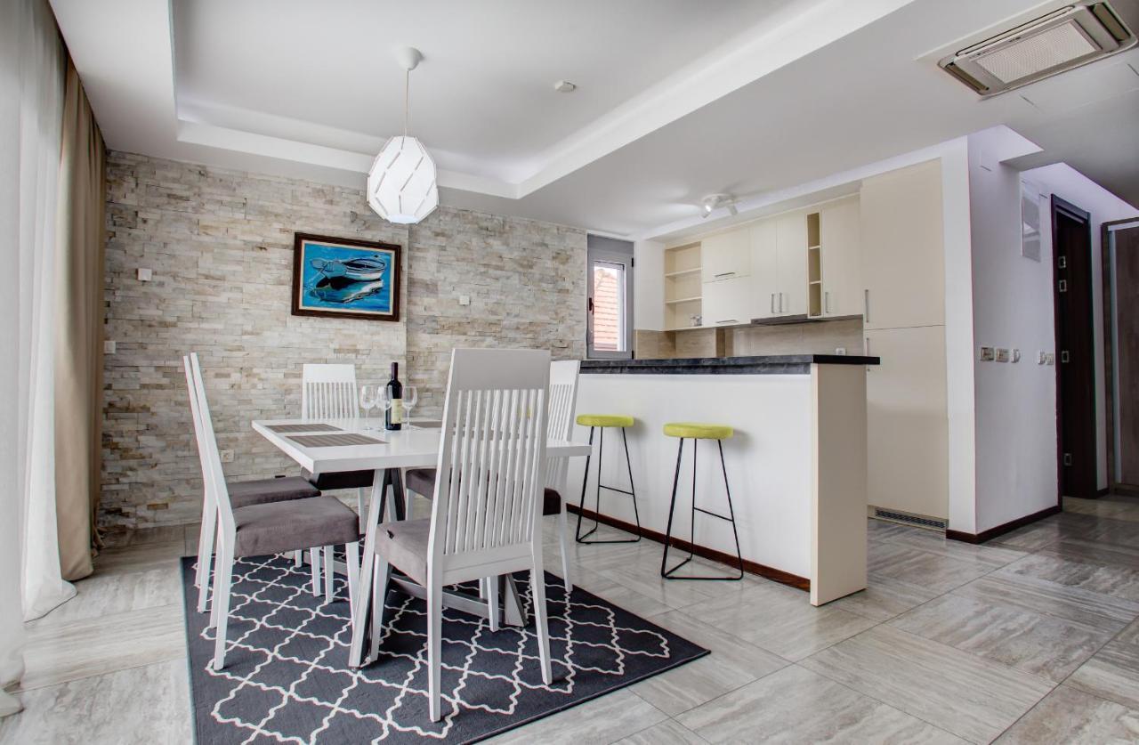 Riva Residence Ðenovići Eksteriør bilde